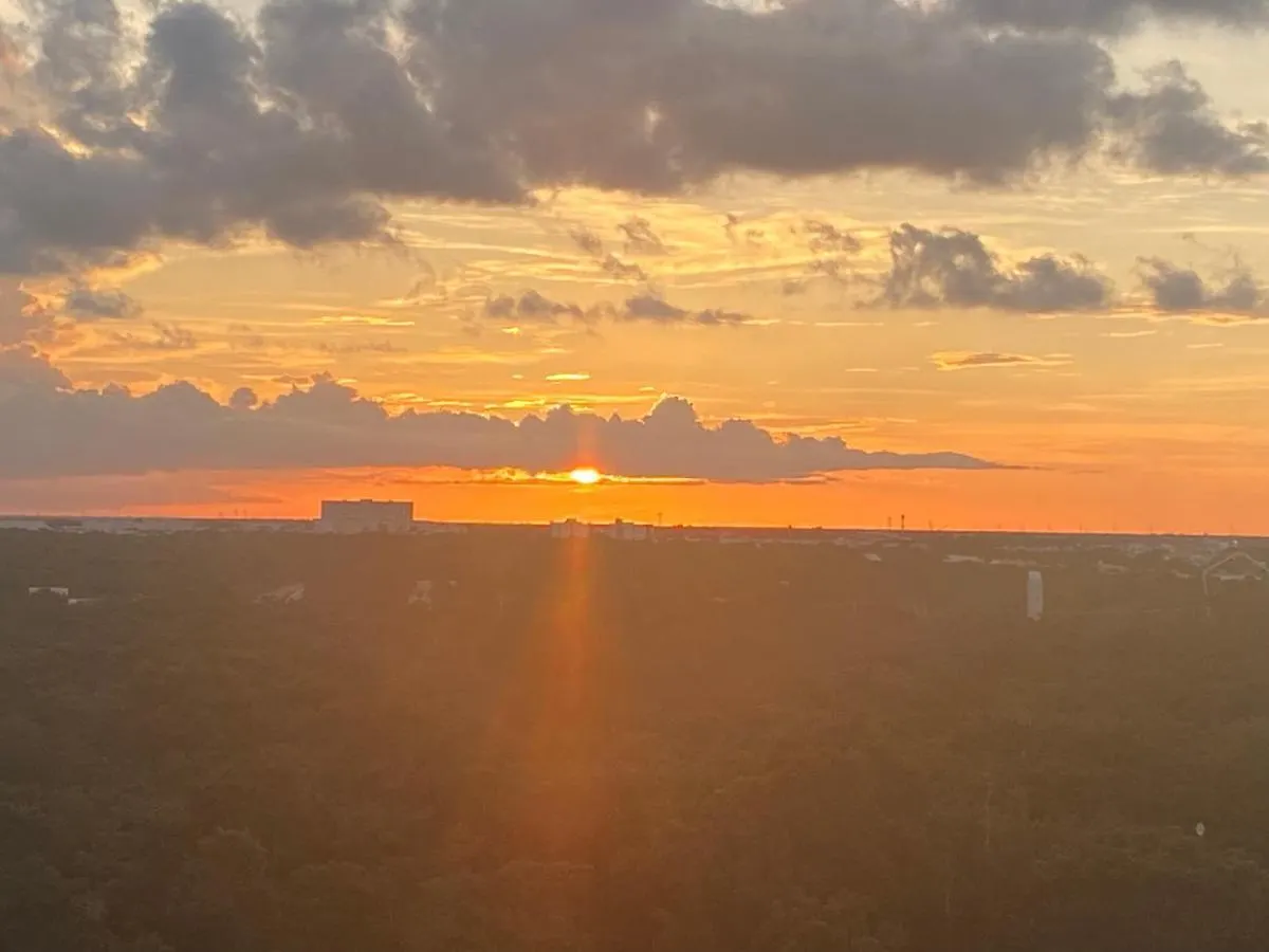 Areka Towers Apartment Cancun